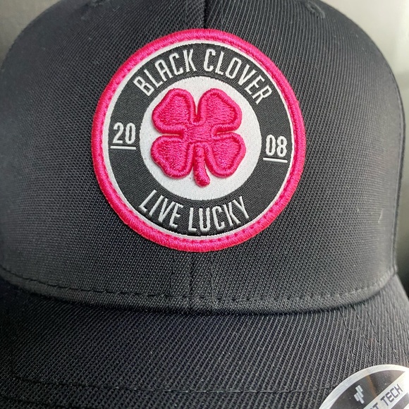 Black Clover SnapBacks (2) - Picture 5 of 6